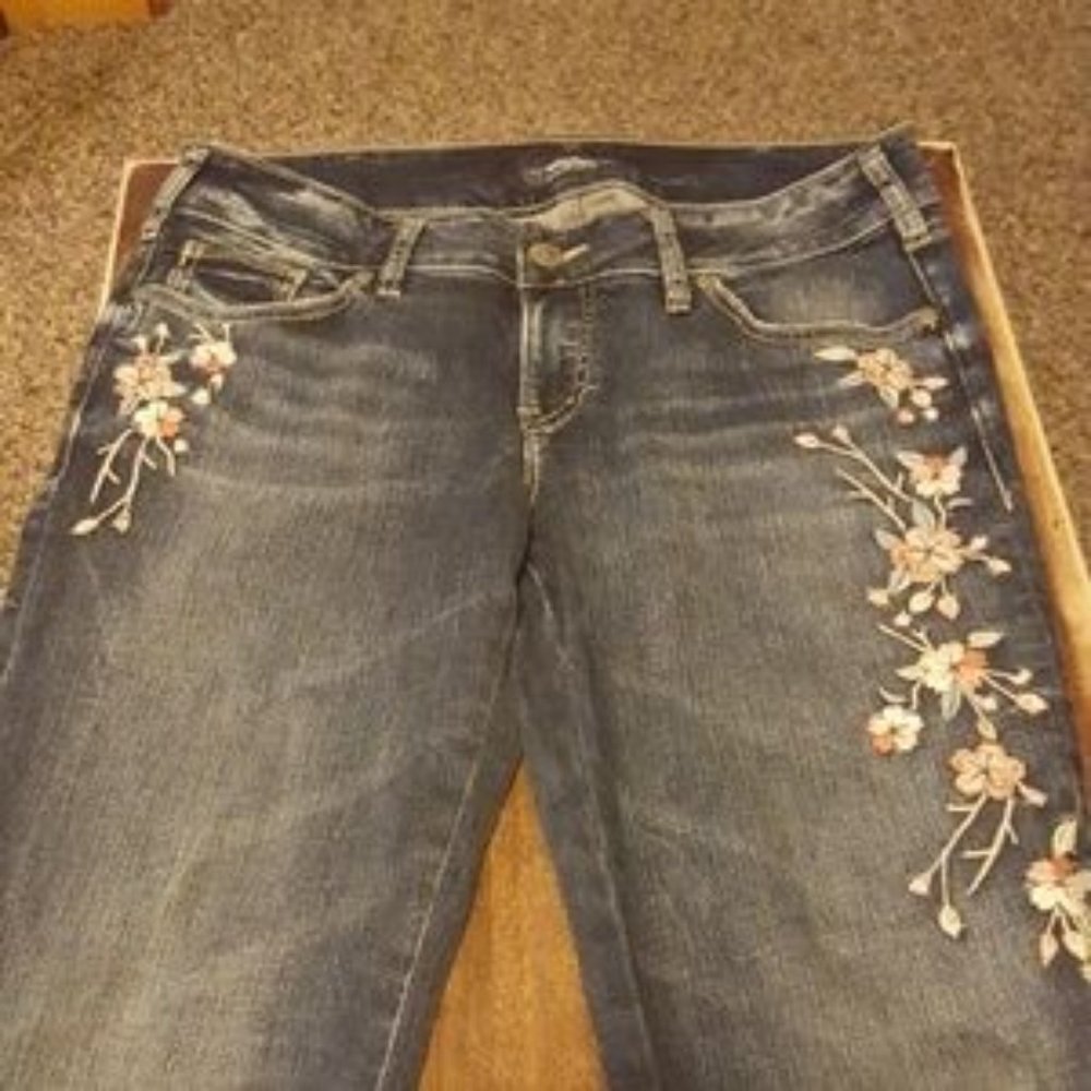 Silver Jeans Embroidered Skinny Elyse